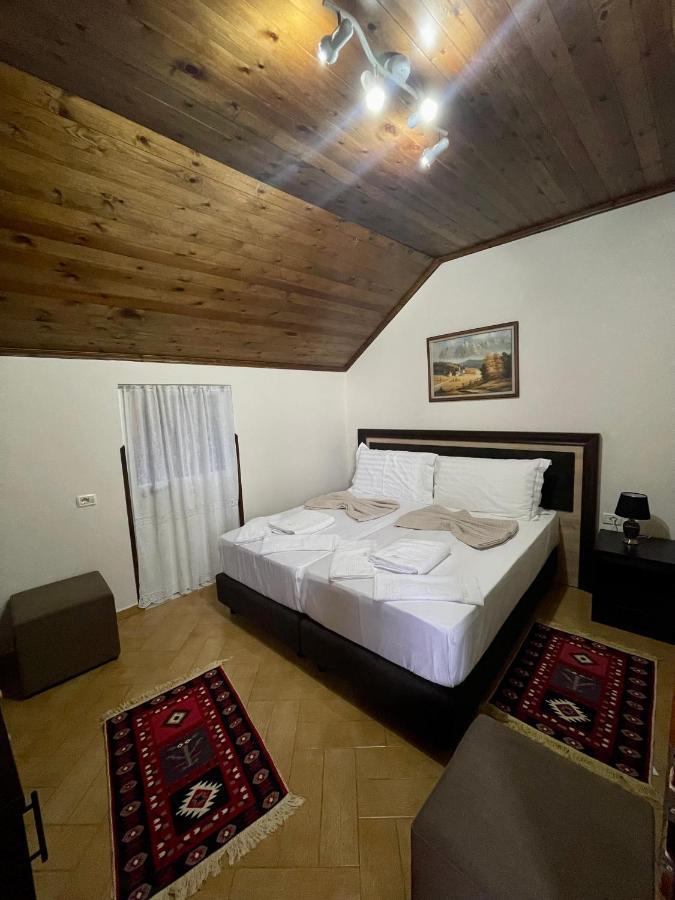 Hotel Deal -Castle View Rooms Круя Экстерьер фото