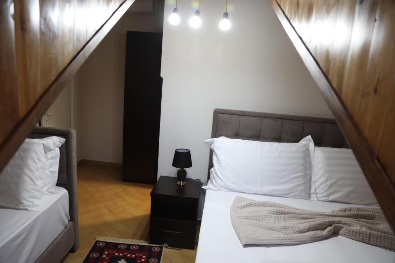 Hotel Deal -Castle View Rooms Круя Экстерьер фото